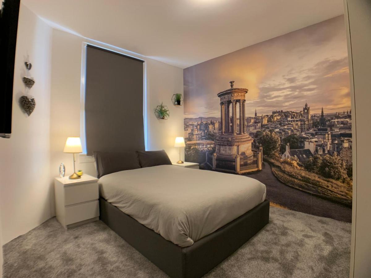 Maria- Bright And Modern City Center Apartment . เอดินบะระ ภายนอก รูปภาพ